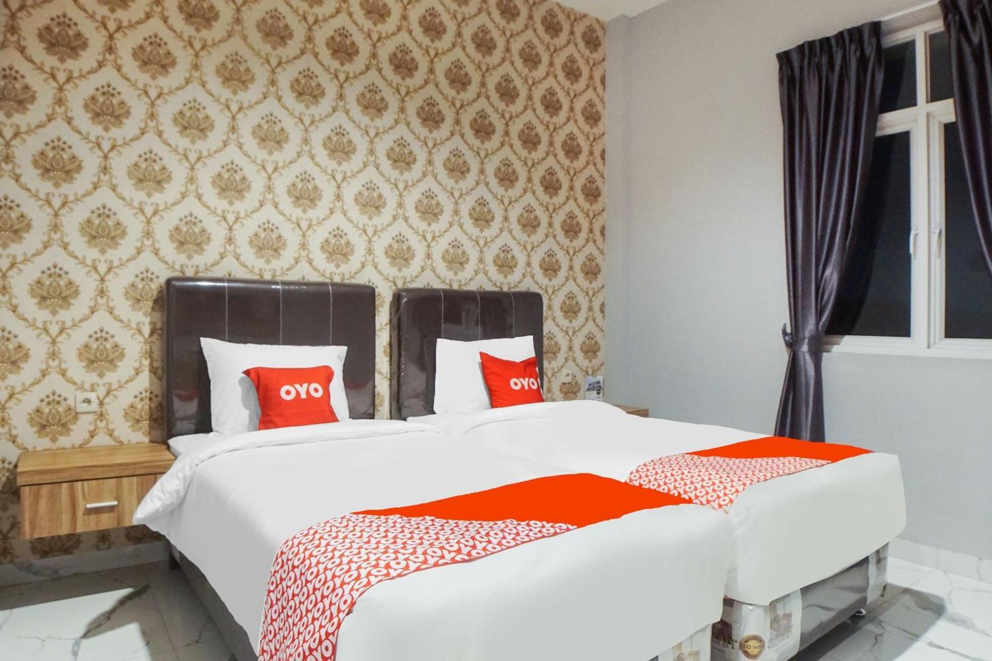 מדאן Super Oyo Capital O 92066 Papakoel Hotel & Cafe מראה חיצוני תמונה